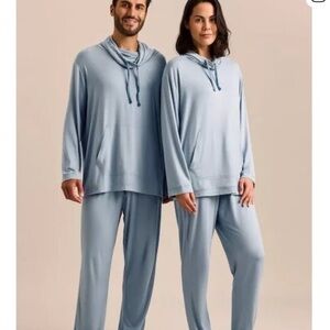 Fog blue NWOT Emirates Loungewear Set. Unopened. Small/Medium unisex